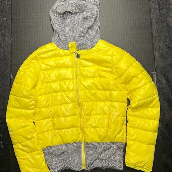 Hooded Yellow Bomber Jacket - Picture 2 of 9